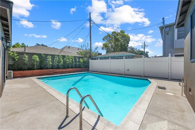 $1,149,000 | 1710 North Oxford Avenue, Pasadena, CA 91104