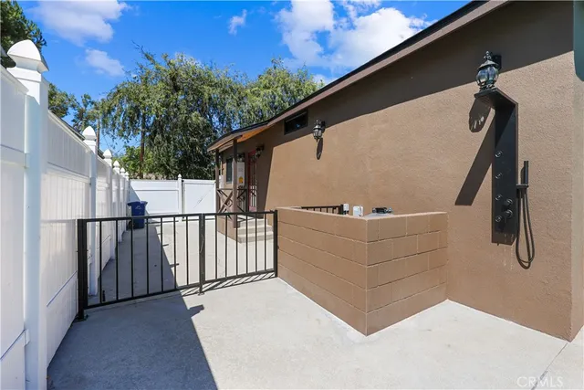 $1,149,000 | 1710 North Oxford Avenue, Pasadena, CA 91104