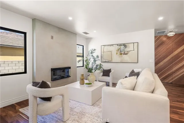 $1,149,000 | 1710 North Oxford Avenue, Pasadena, CA 91104