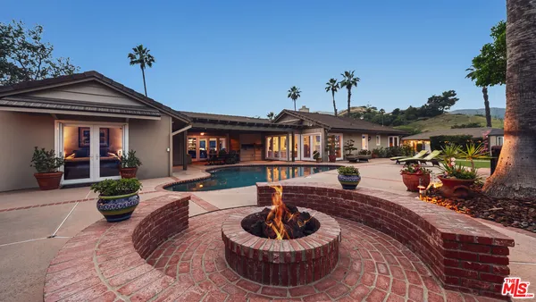 $3,999,000 | 1910 Las Flores Drive, Glendale, CA 91207