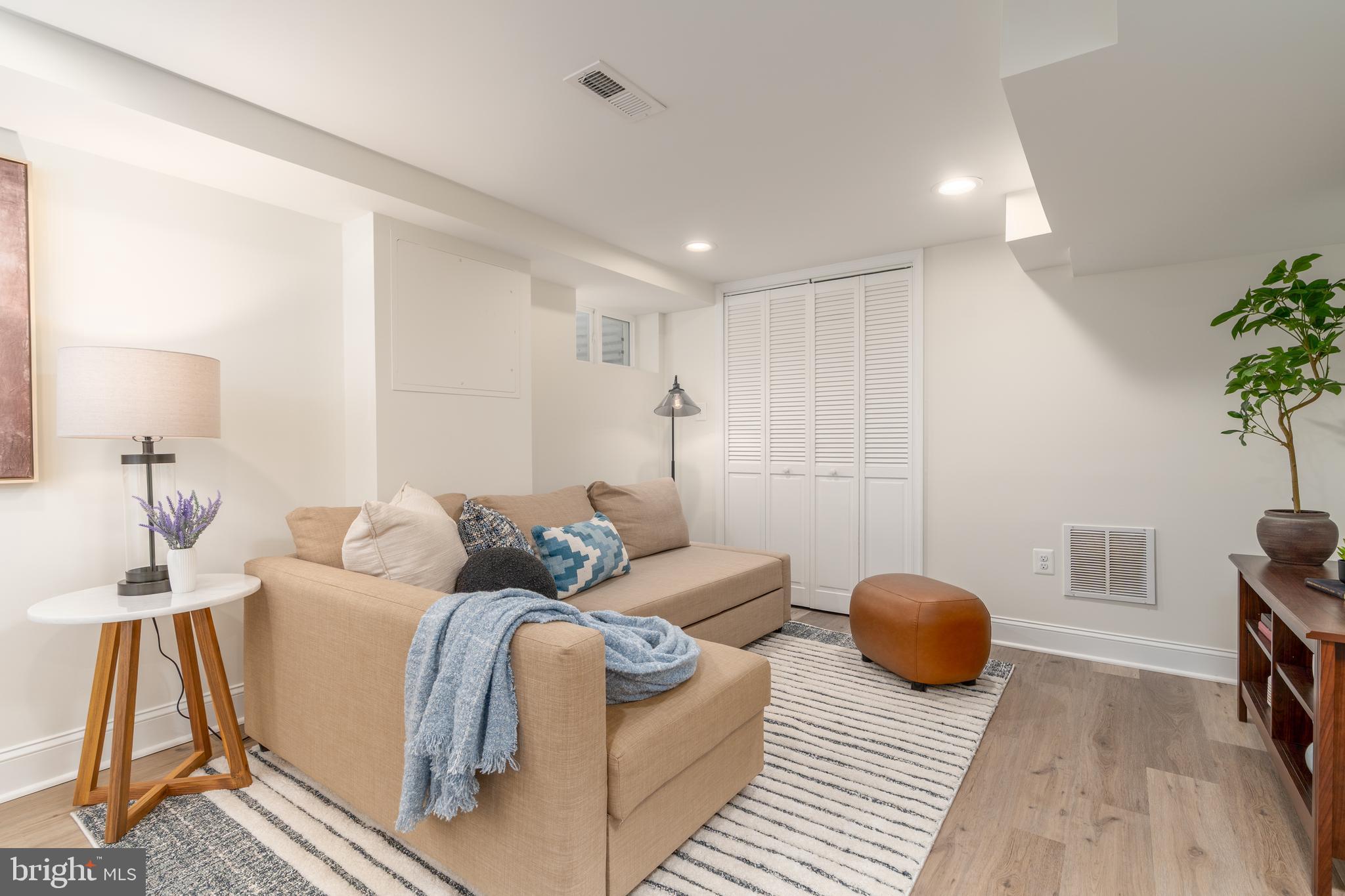 1807 August Drive Silver Spring, MD 20902 - Photo 35 of 45