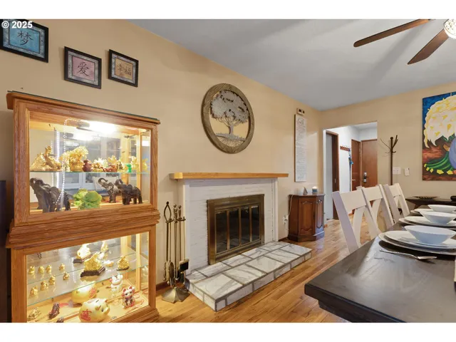 $600,000 | 14530 Northeast Knott Court, Portland, OR 97230