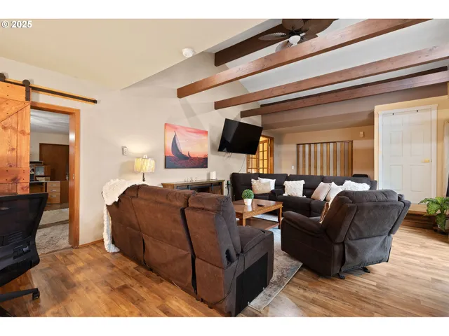 $600,000 | 14530 Northeast Knott Court, Portland, OR 97230