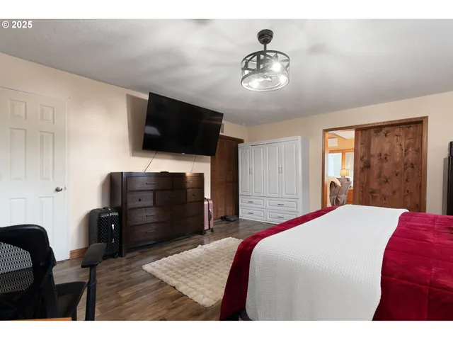 $600,000 | 14530 Northeast Knott Court, Portland, OR 97230