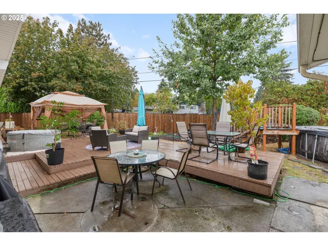 $600,000 | 14530 Northeast Knott Court, Portland, OR 97230