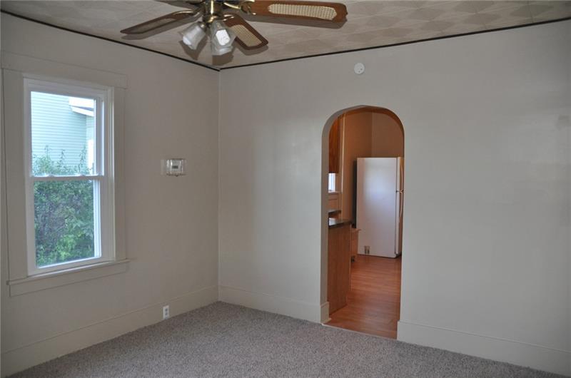 221 Freeport Road Creighton, PA 15030 - Photo 3 of 12