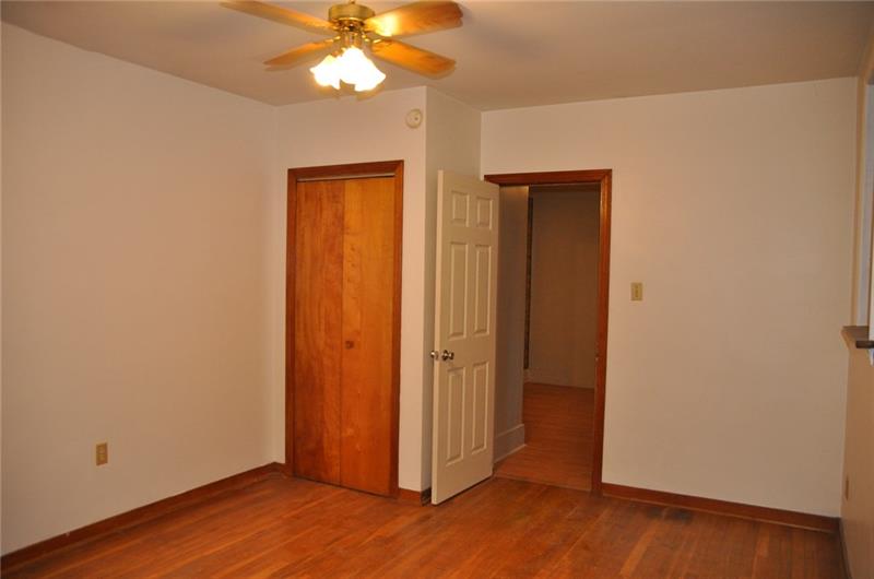 221 Freeport Road Creighton, PA 15030 - Photo 8 of 12