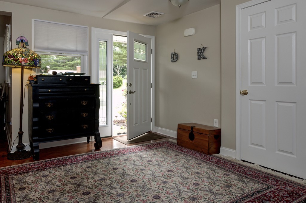 12 Amy Road Framingham, MA 01701 - Photo 2 of 30