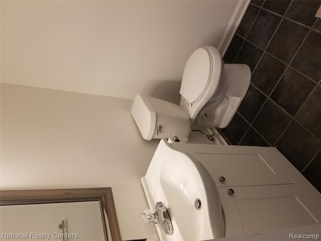15175 Raphael Terrace Warren, MI 48088 - Photo 8 of 20