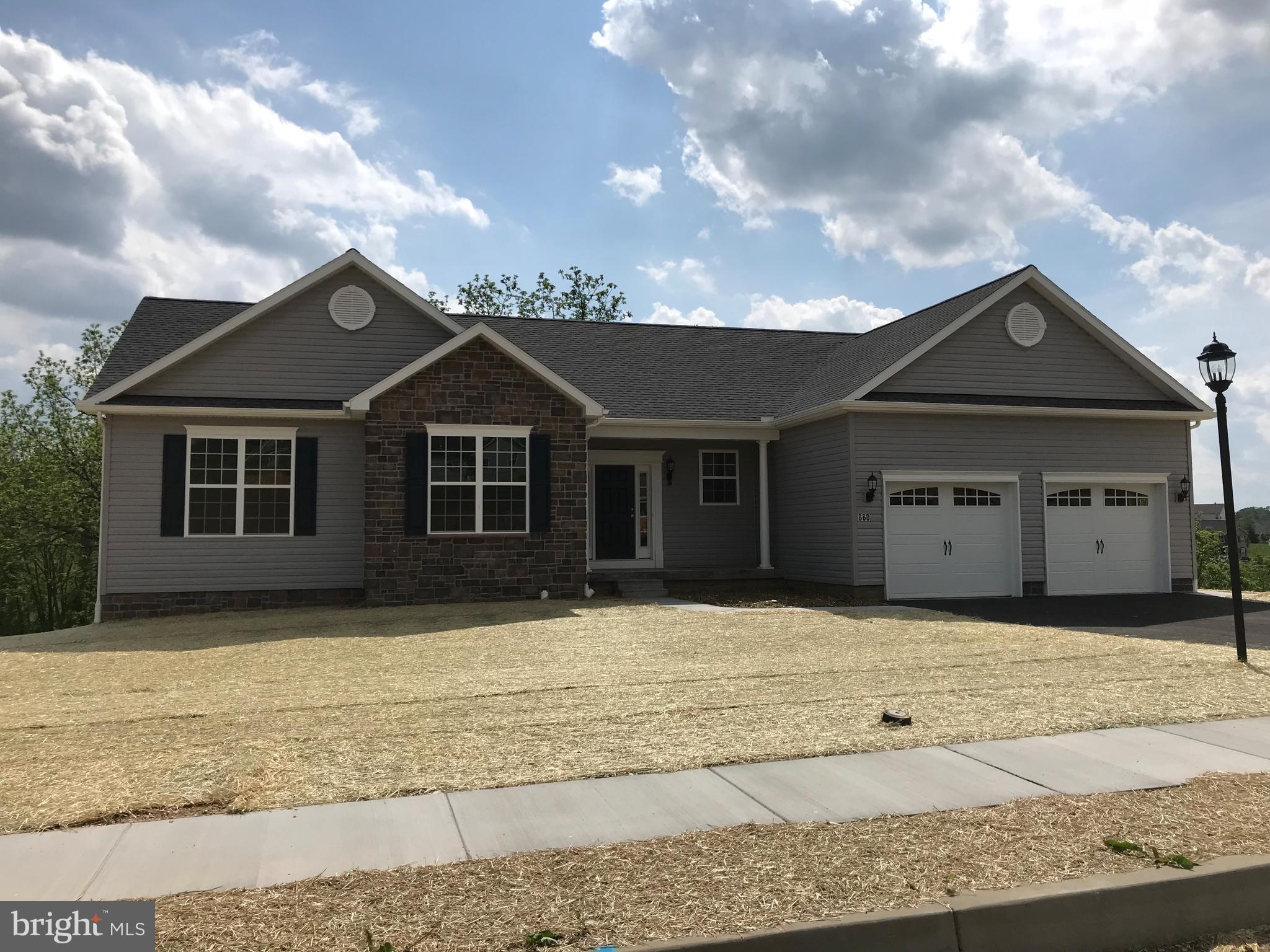 860 Ripple Drive, Unit 76 Hanover, PA 17331 - Photo 1 of 16 Exterior Front