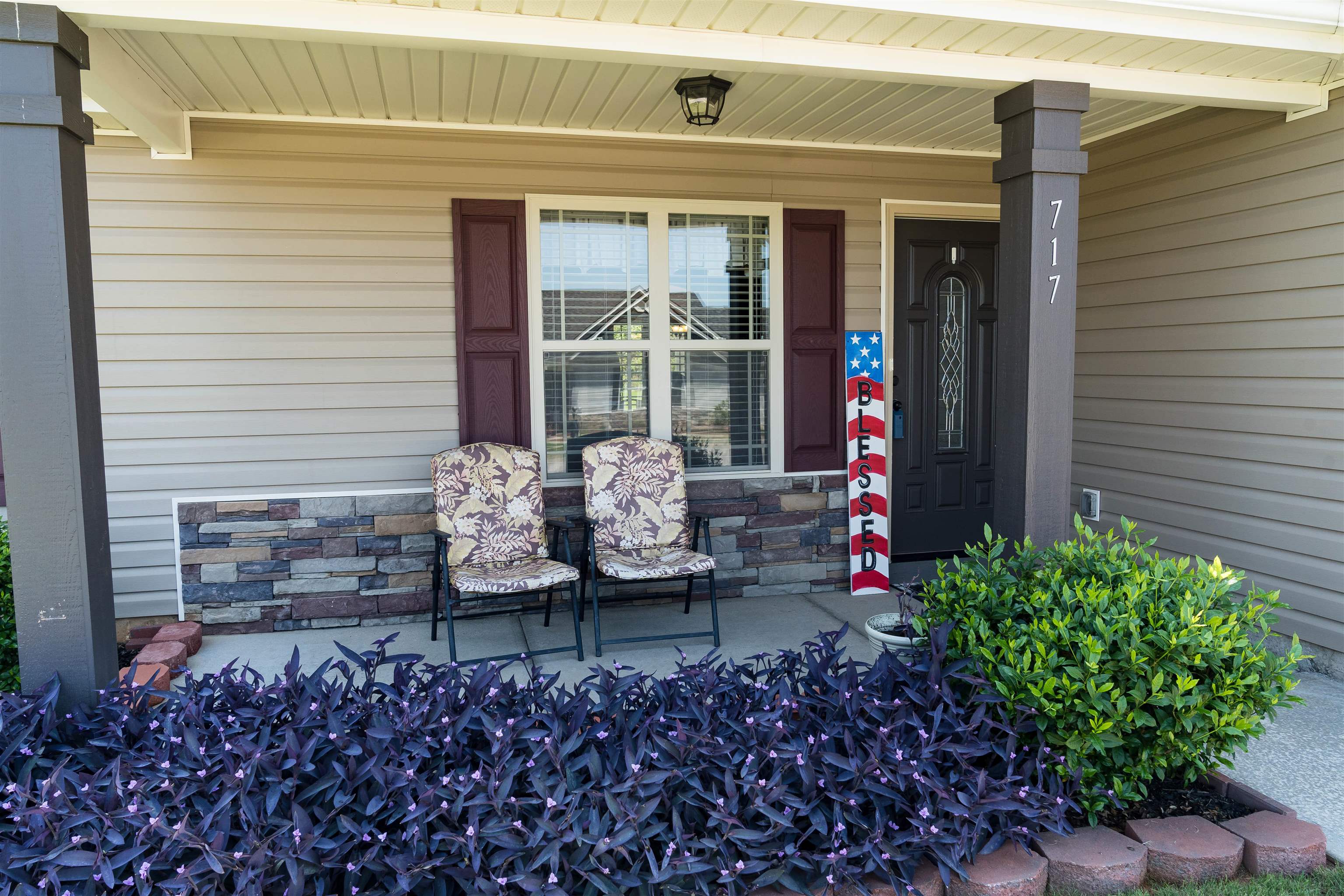 717 Maya Street Boiling Springs, SC 29316 - Photo 3 of 31 Gallery Image 3