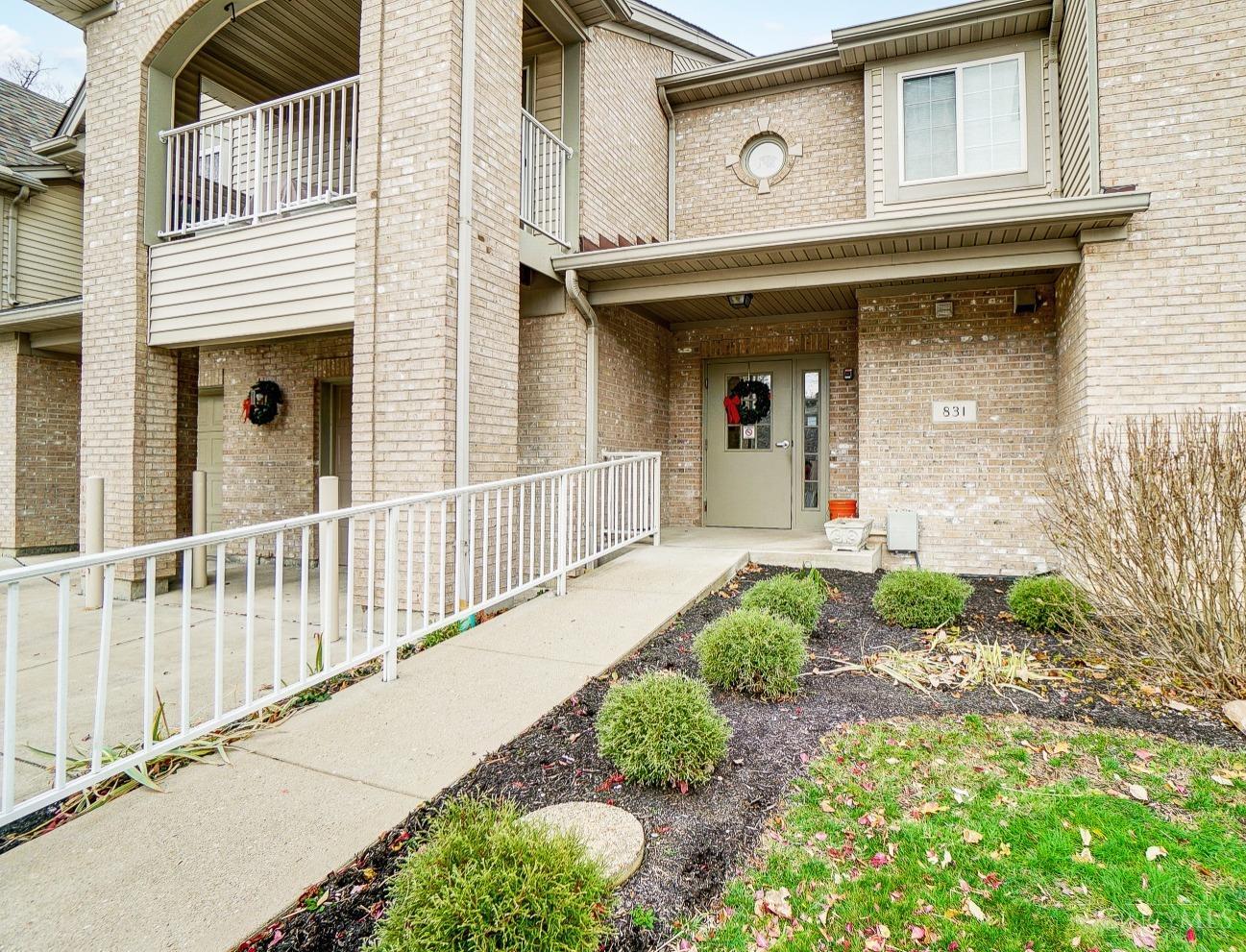 831 Neeb Road, Unit 7 Cincinnati, OH 45233 - Photo 2 of 21 Gallery Image 2