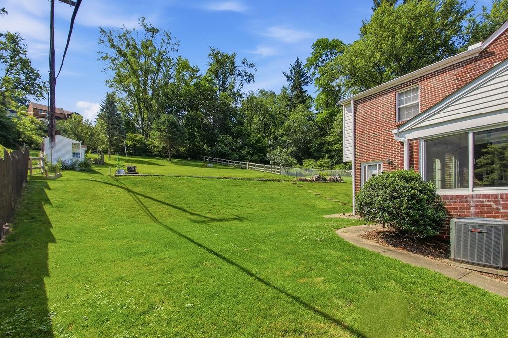 5701 Library Road Bethel Park, PA 15102 - Photo 37 of 50 Side Yard