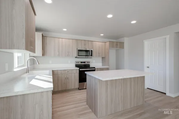 $509,990 | 2922 West Taiban Crk Drive, Kuna, ID 83634