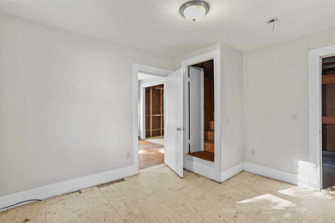 6 Shore Road East Providence, RI 02915 - Photo 35 of 43 Gallery Image 35