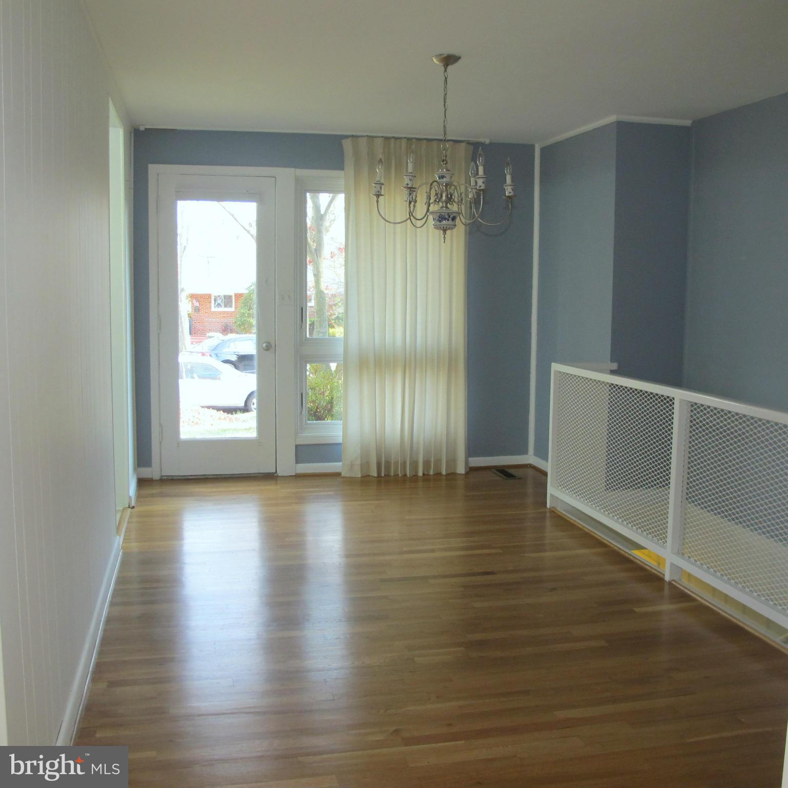 305 Cavalier Court Silver Spring, MD 20901 - Photo 8 of 30 Separate Dining Room