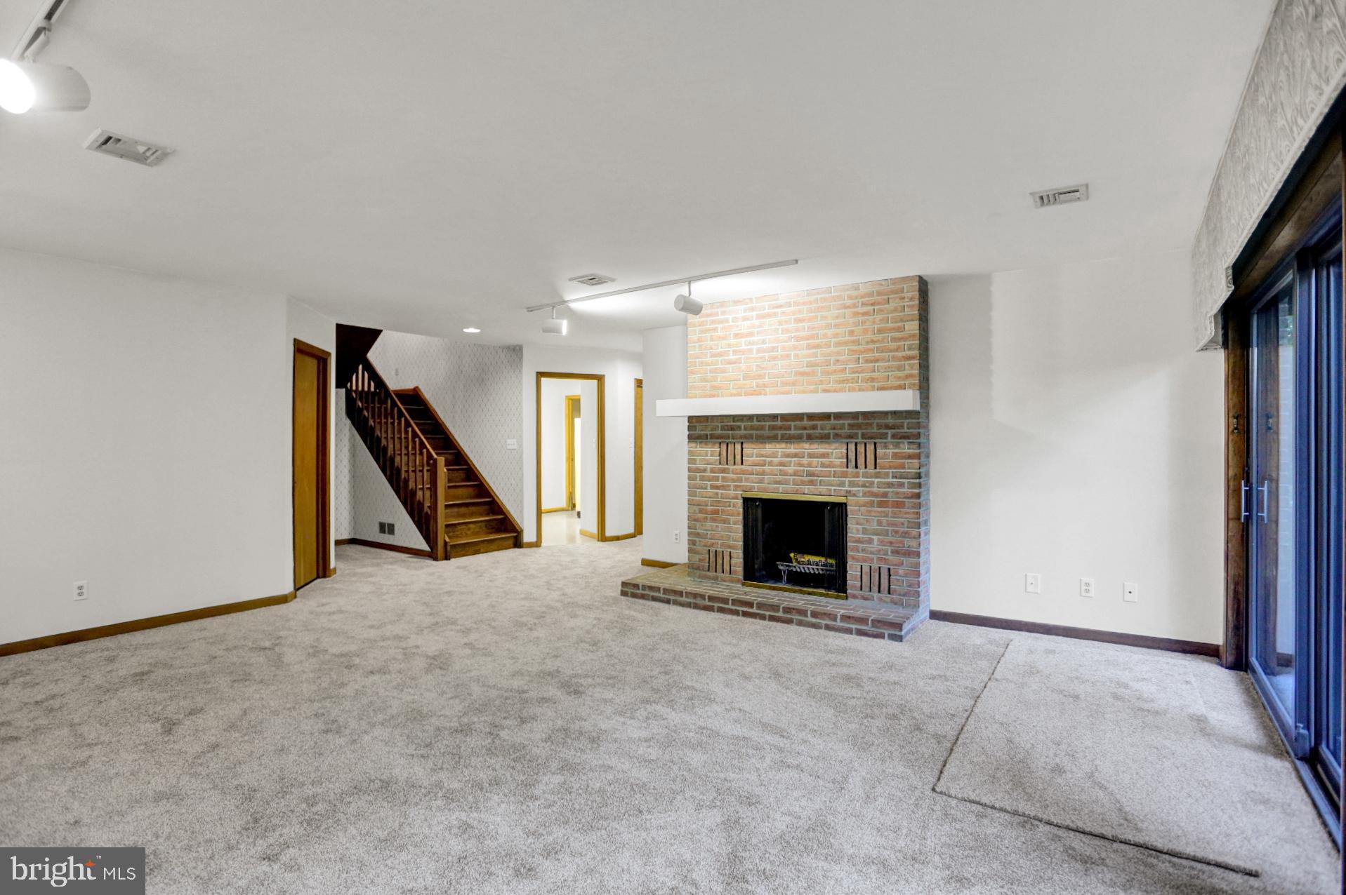 8 Tully Lane Reading, PA 19601 - Photo 24 of 37