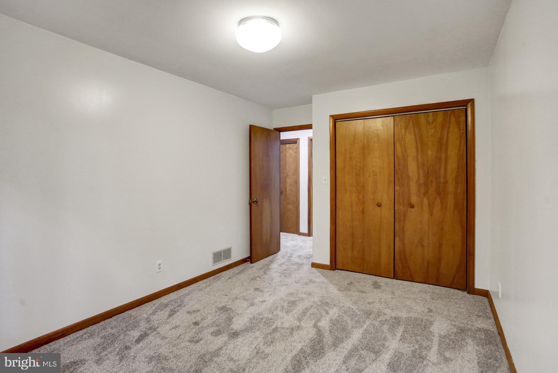 8 Tully Lane Reading, PA 19601 - Photo 27 of 37