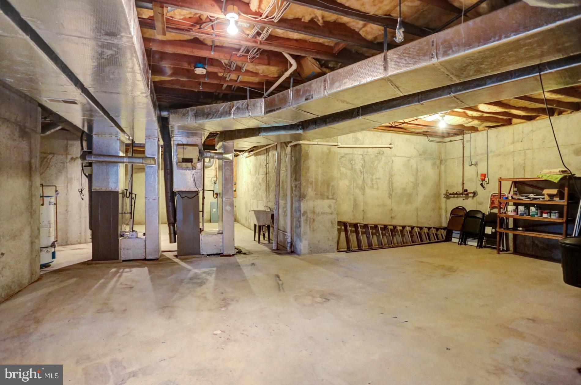 8 Tully Lane Reading, PA 19601 - Photo 32 of 37