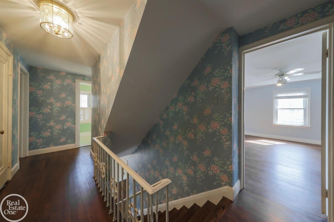 315 Touraine Road Grosse Pointe, MI 48236 - Photo 16 of 33 50037055-15.JPG