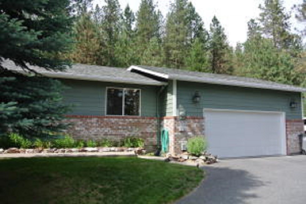 2410 Solar Loop Road Chewelah, WA 99109 - Photo 2 of 13