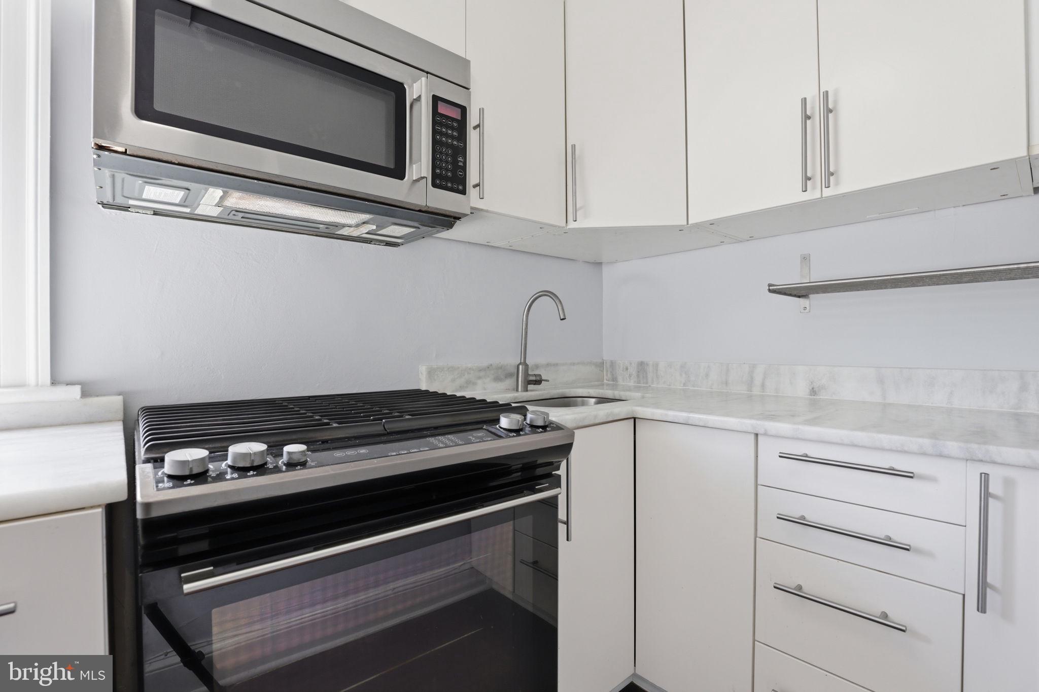 1457 Park Road Northwest, Unit 408 Washington, DC 20010 - Photo 15 of 33 Updated kitchen