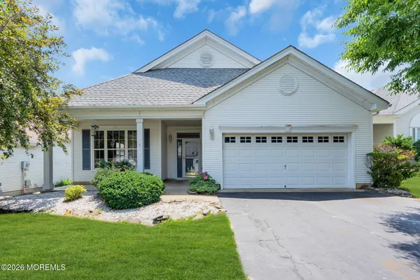 $535,000 | 6 Greensprings Drive, Lakewood, NJ 08701