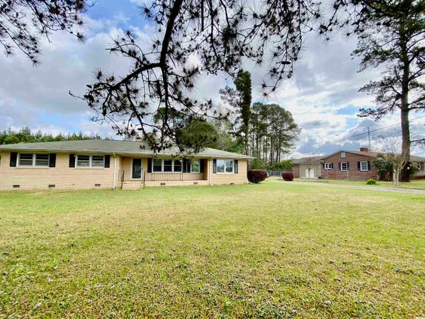 $895,000 | 2410 Highway 501, Conway, SC 29526