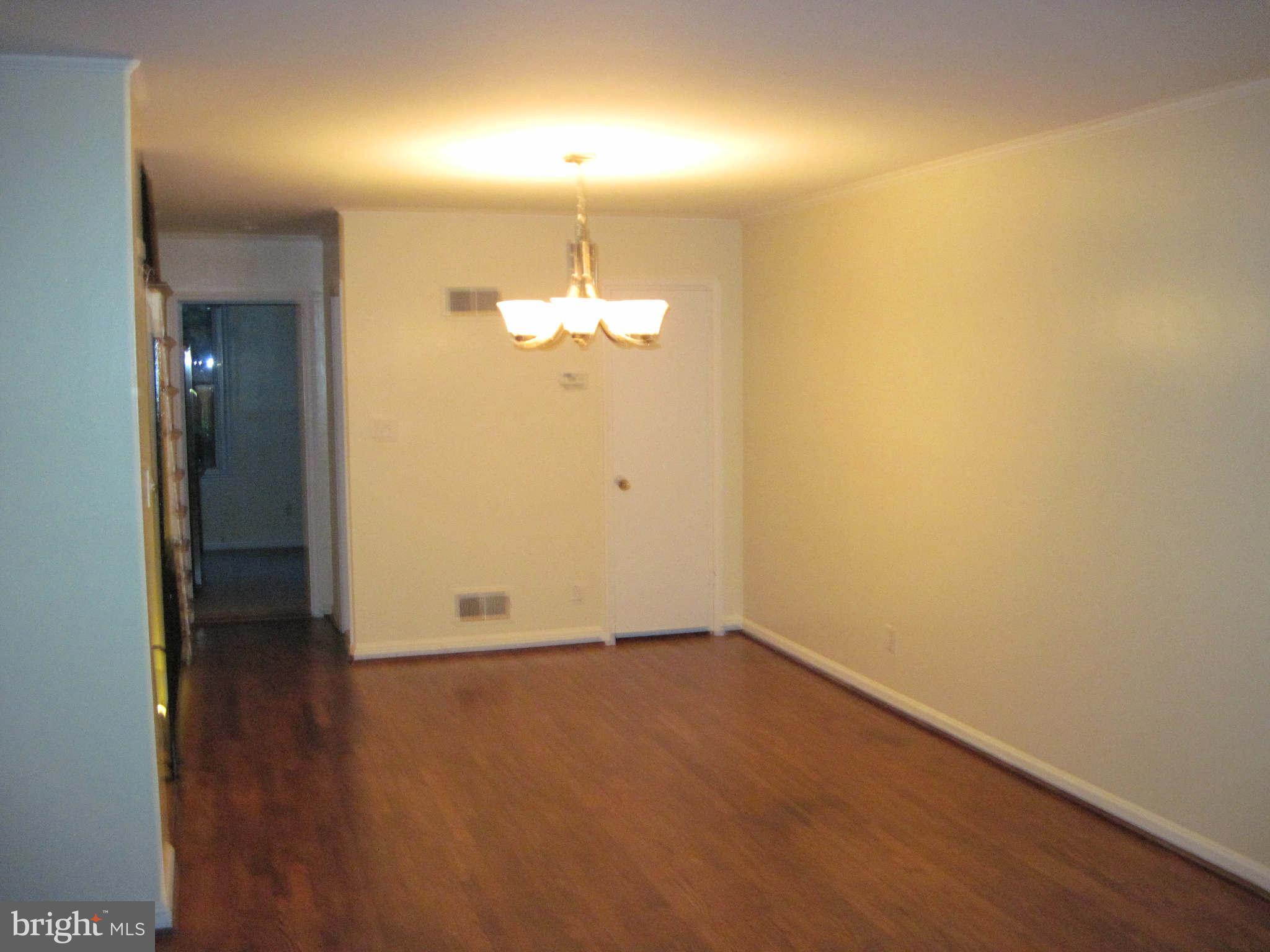 413 5th Street Northeast Washington, DC 20002 - Photo 4 of 21 Dining Room