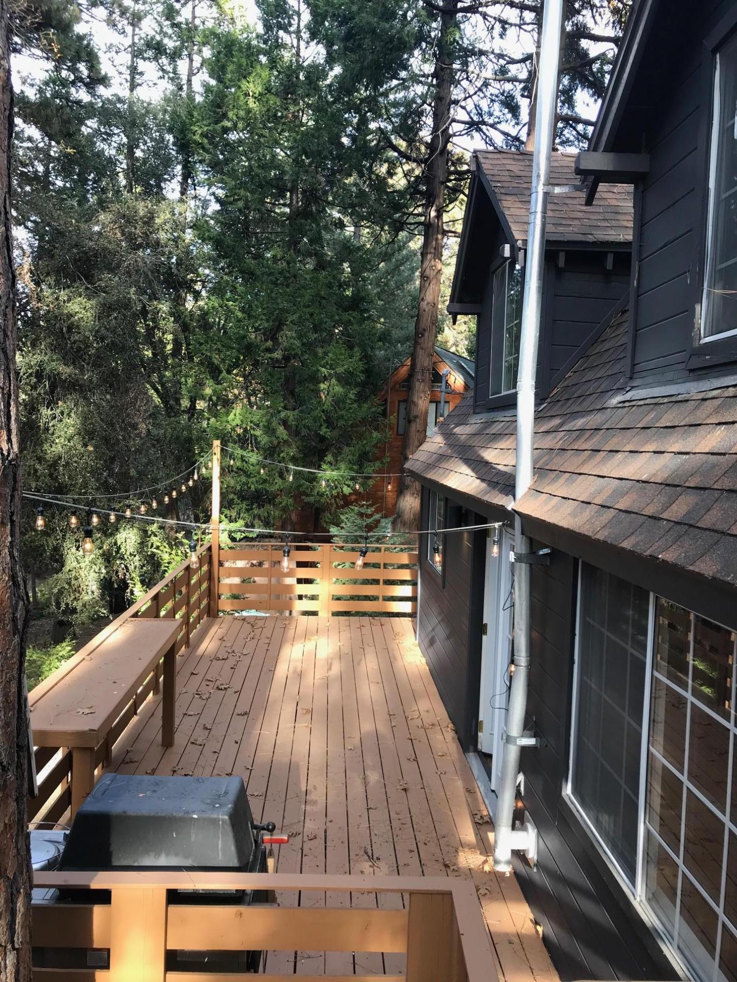 52760 Pine Ridge Road Idyllwild, CA 92549 - Photo 36 of 41 a view of house with wooden floor