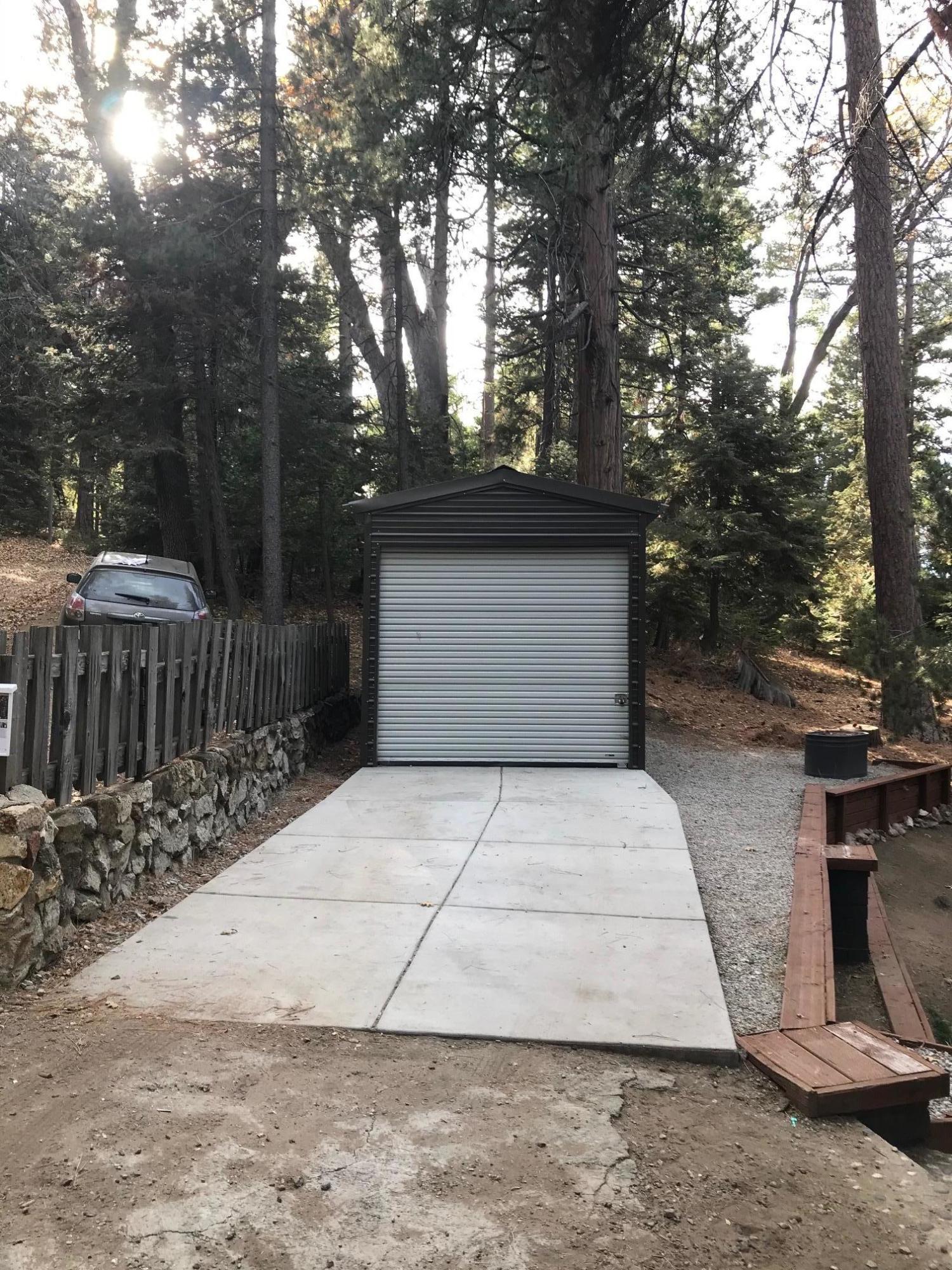 52760 Pine Ridge Road Idyllwild, CA 92549 - Photo 9 of 41 a view of backyard space