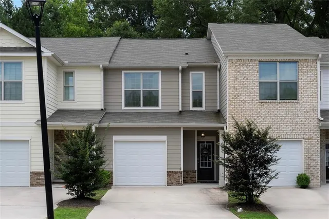 $265,000 | 6260 Trickle Bend, Atlanta, GA 30349