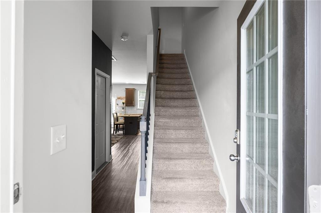 6260 Trickle Bend Atlanta, GA 30349 - Photo 3 of 43