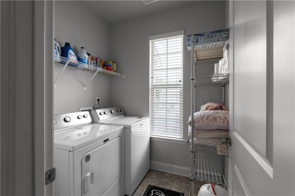 6260 Trickle Bend Atlanta, GA 30349 - Photo 31 of 43