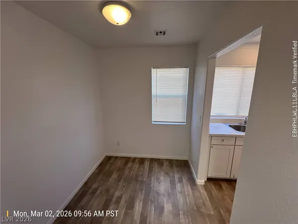 $2,001 | 3319 Syvella Court, Las Vegas, NV 89117