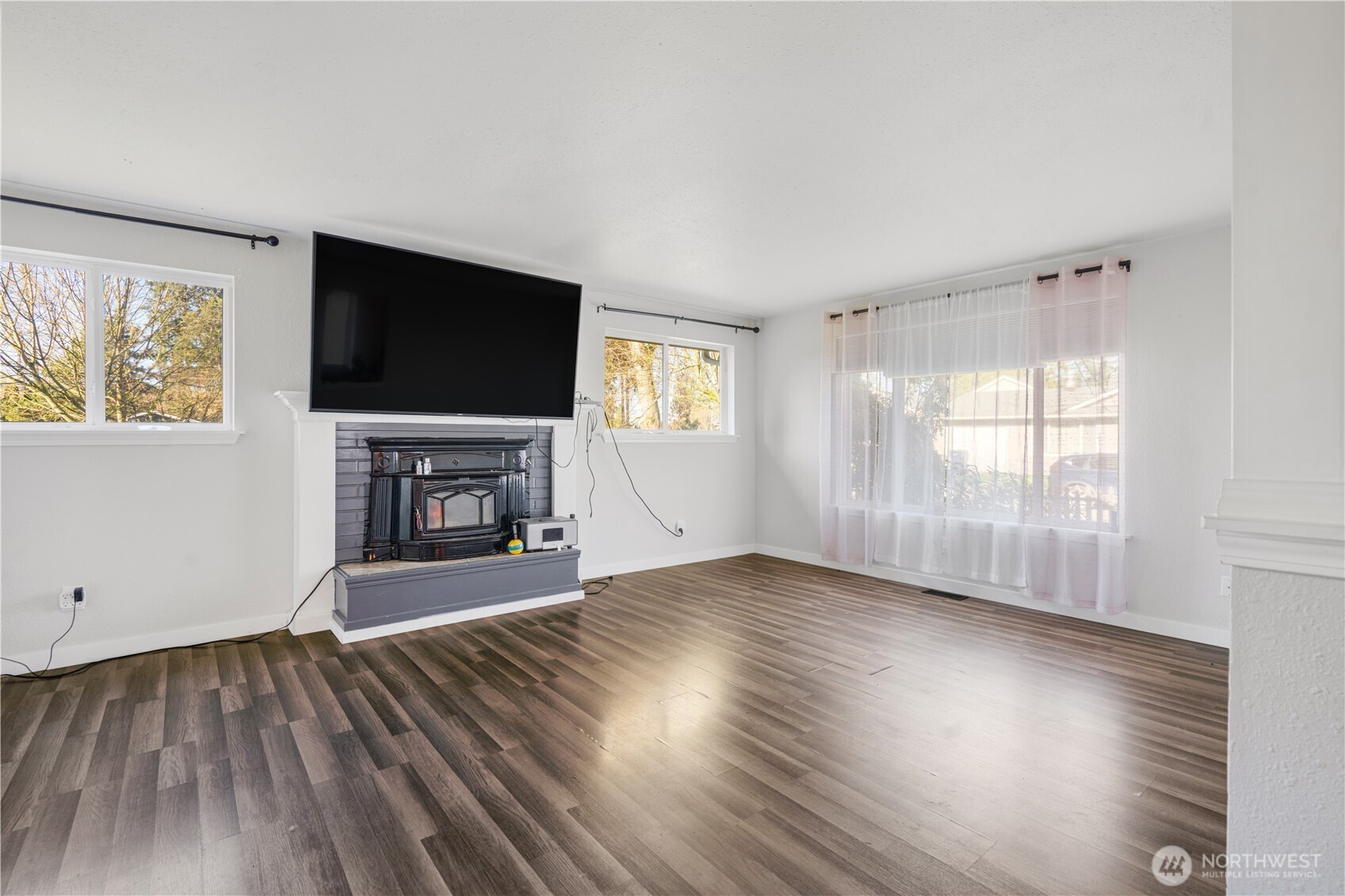 103 91st Avenue Southeast Lake Stevens, WA 98258 - Photo 4 of 26