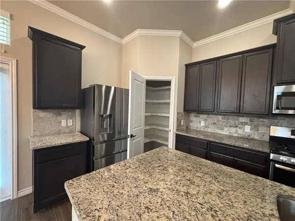 $2,500 | 7206 Bryson Way, Corpus Christi, TX 78414