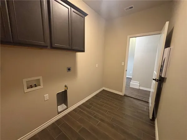 $2,500 | 7206 Bryson Way, Corpus Christi, TX 78414