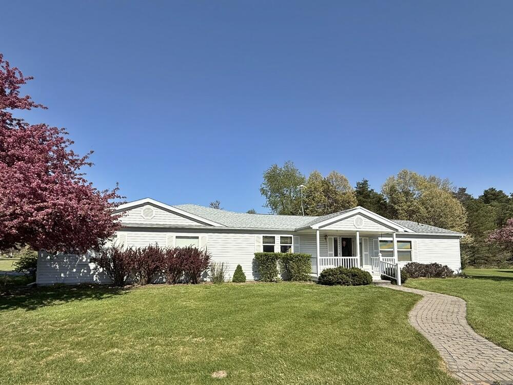 10215 East Royal Road Stanwood, MI 49346 - Photo 2 of 32
