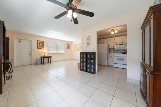 666 Flanders North Delray Beach, FL 33484 - Photo 9 of 20 viewer_93003