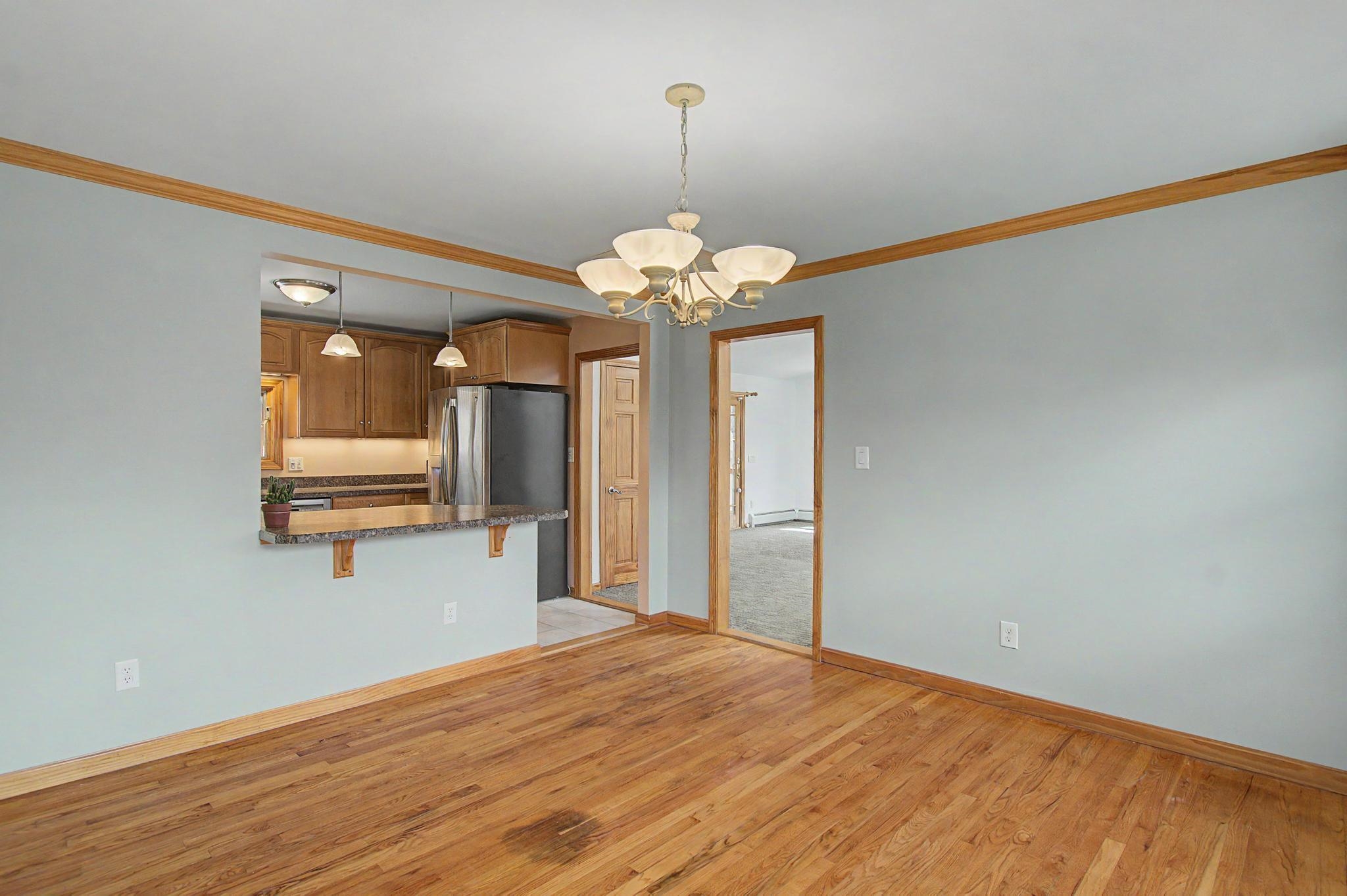 541 Sand Road Colchester, VT 05446 - Photo 11 of 53