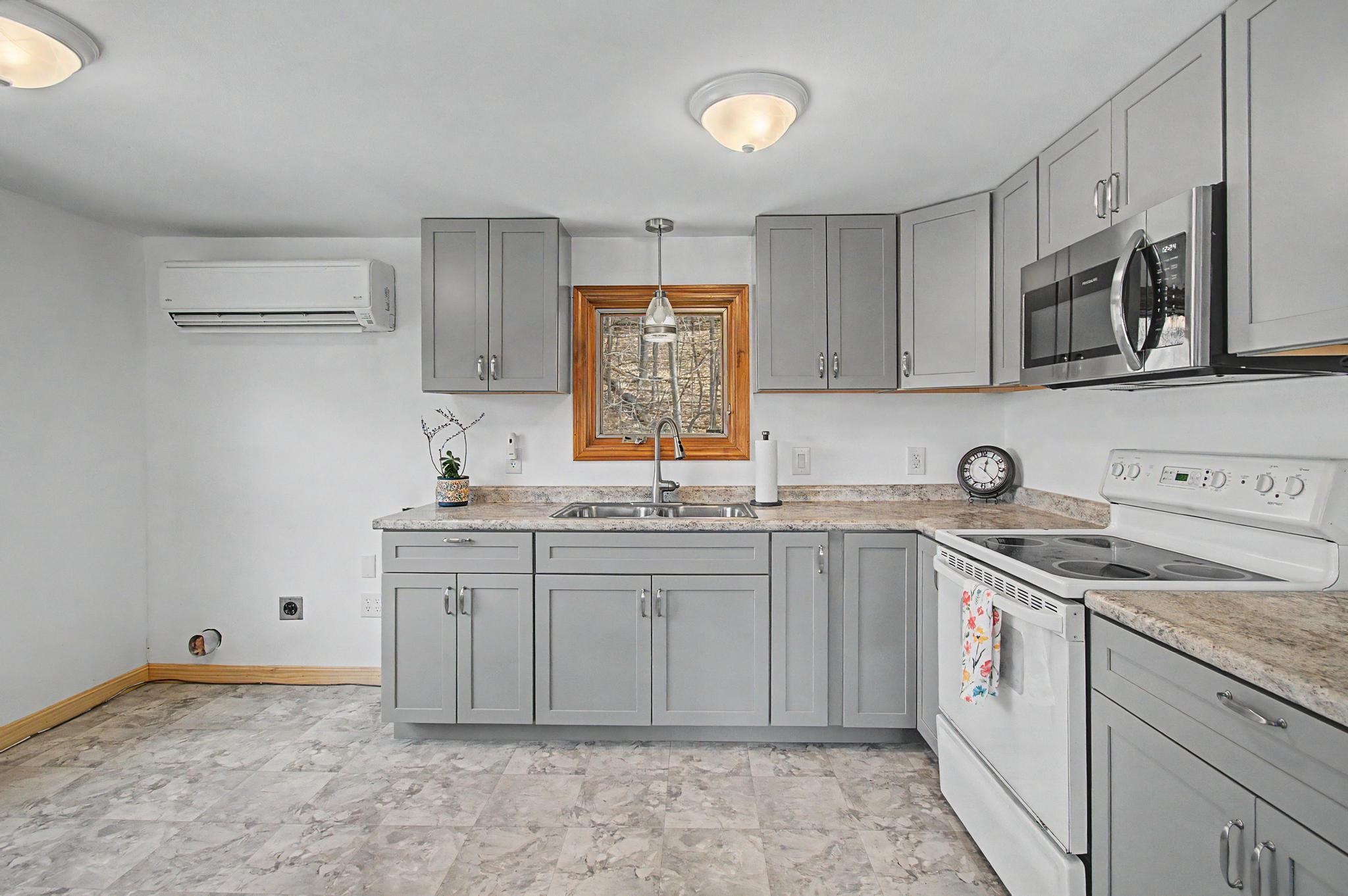 541 Sand Road Colchester, VT 05446 - Photo 27 of 53