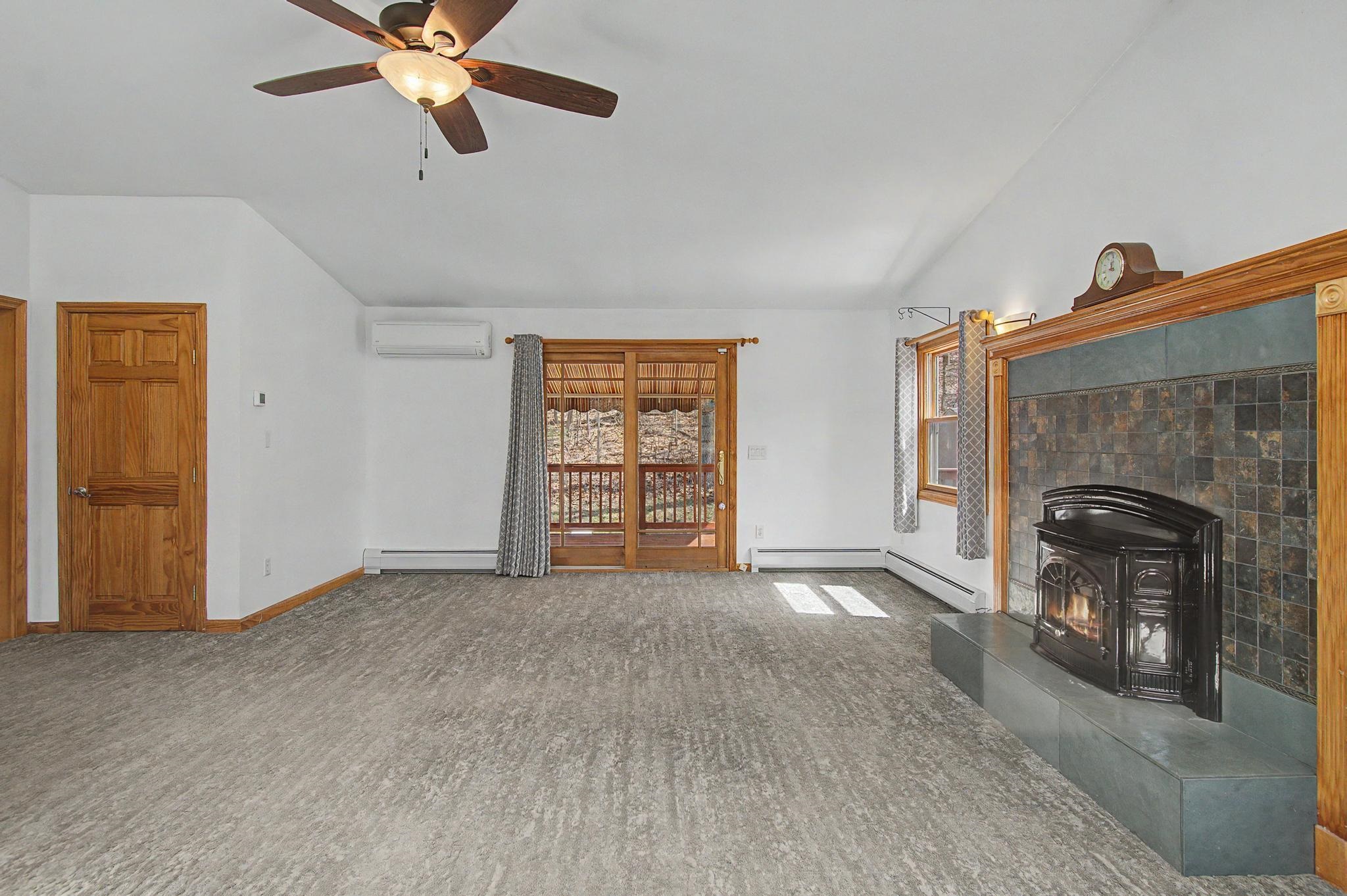 541 Sand Road Colchester, VT 05446 - Photo 4 of 53