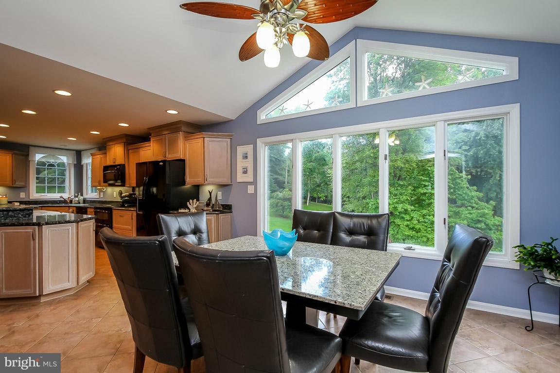 2702 Pemberton Ridge Baldwin, MD 21013 - Photo 17 of 30 Sun room off of Kitchen