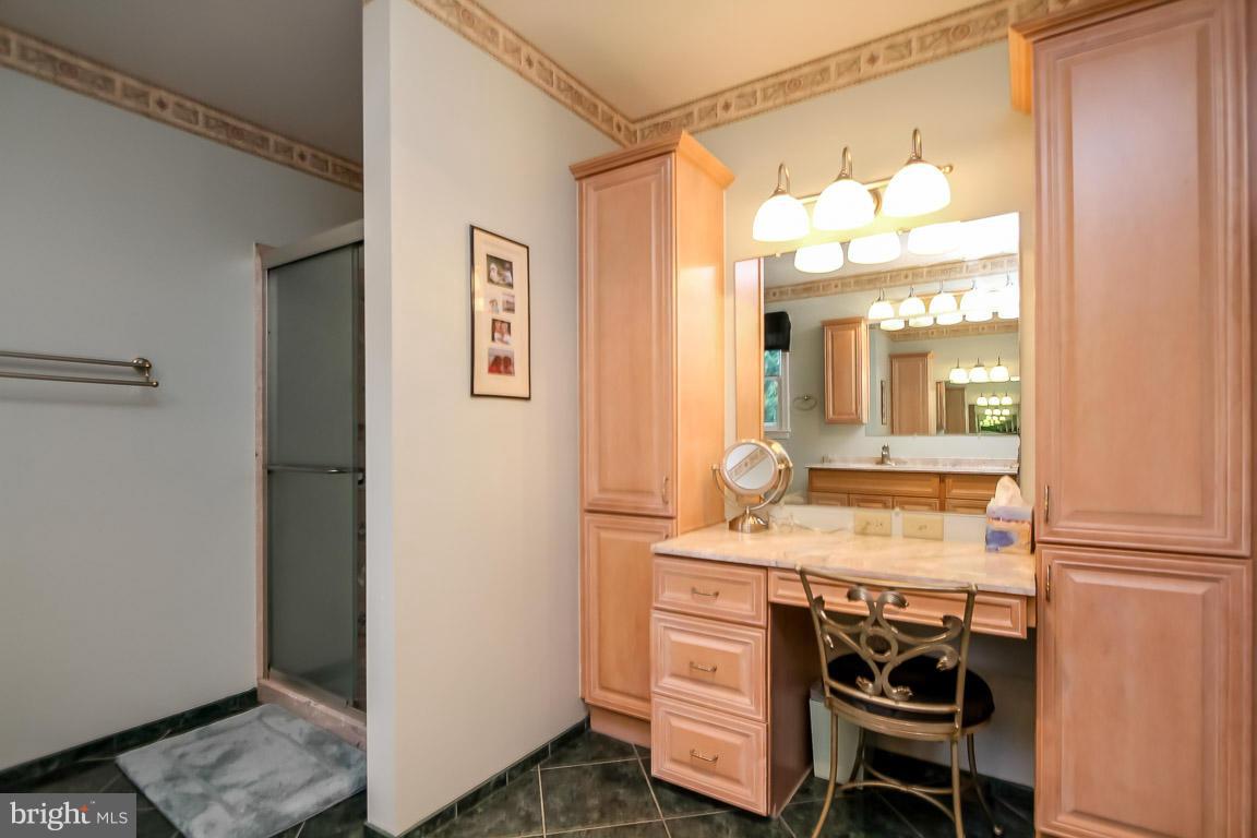 2702 Pemberton Ridge Baldwin, MD 21013 - Photo 22 of 30 Bath (Master)