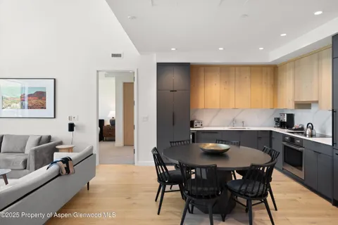 $4,395,000 | 119 Wood Road, Unit 604, Snowmass Village, CO 81615