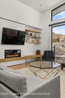 $4,395,000 | 119 Wood Road, Unit 604, Snowmass Village, CO 81615