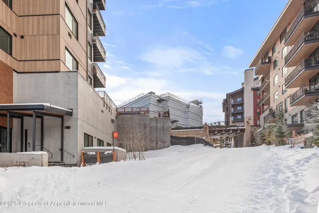 $4,395,000 | 119 Wood Road, Unit 604, Snowmass Village, CO 81615