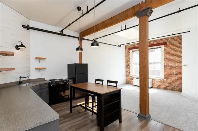 $149,000 | 308 West 8th Street, Unit 505, Kansas City, MO 64105