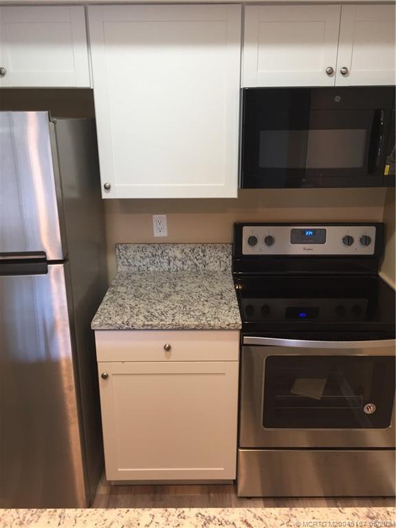 852 Northwest Fork Road Stuart, FL 34994 - Photo 6 of 19 Gallery Image 6